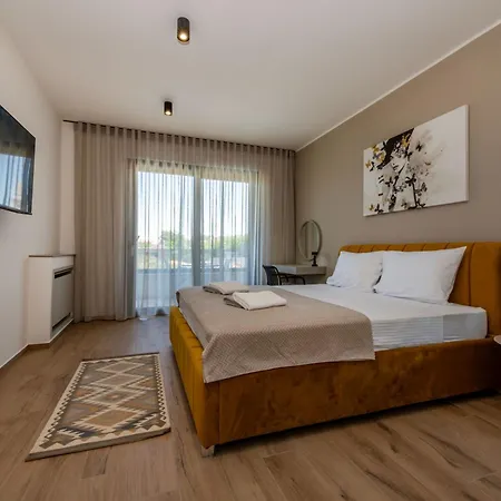 Villa Alba, A Luxurious And Beautiful Near The Sea
