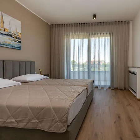 Villa Alba, A Luxurious And Beautiful Near The Sea Šišan